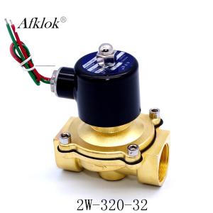 China Low Pressure 10bar Direct Acting 1-1/4&quot; Brass water Solenoid Valve 24v wholesale