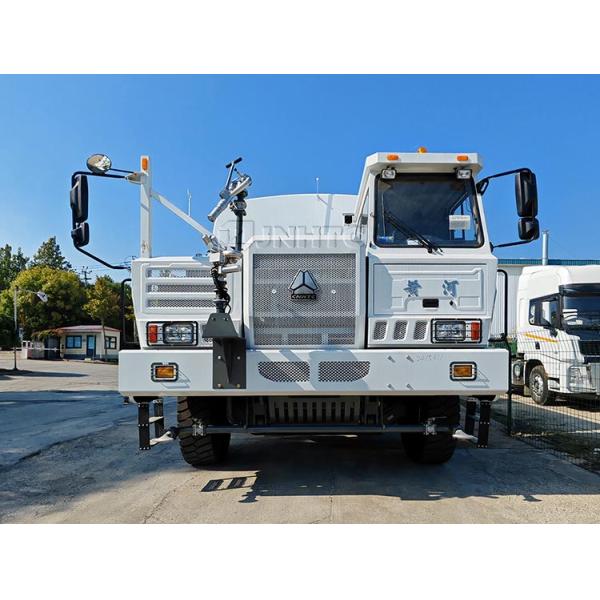 New Sinotruk Huanghe Mining Sprinkler Truck 380hp 6x4 Drive Wheel Water Tank Truck
