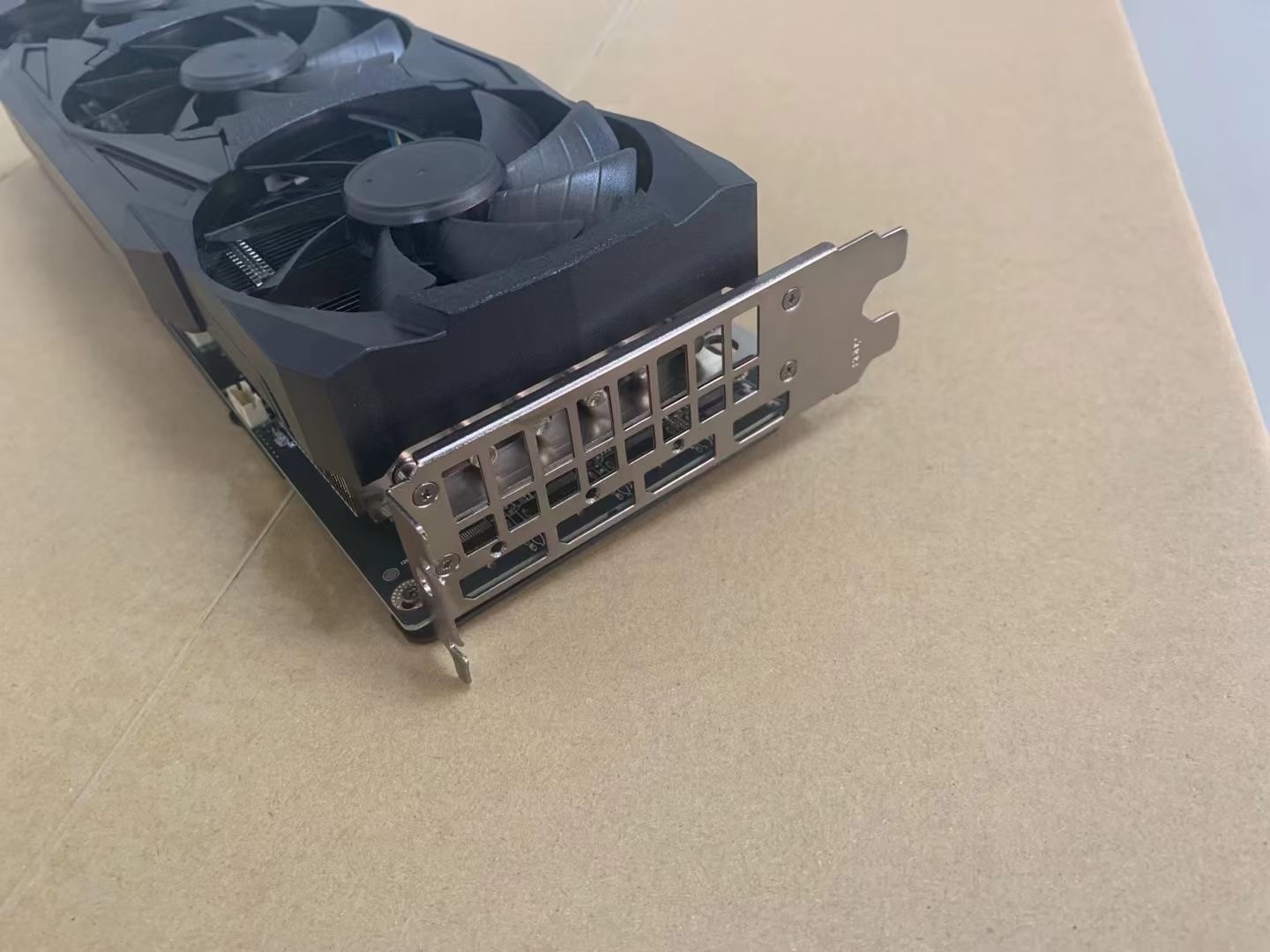 RTX 3090 24GB GDDR6X 3DP HD 750w Gaming Graphic Cards 3*8 Pin 384 Bit