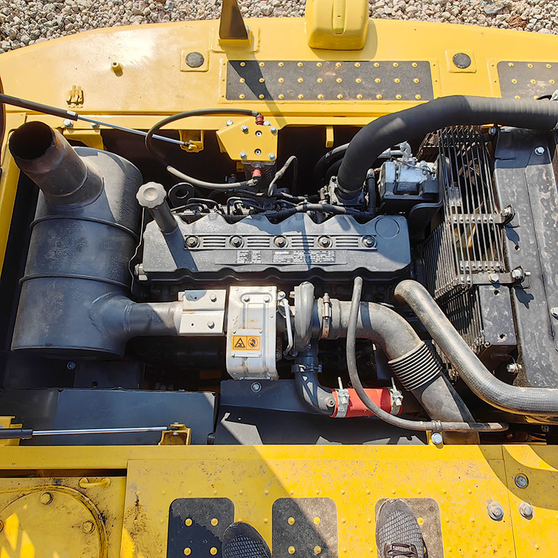 Used Komatsu PC210LC-8 Excavator 1m³ Bucket Capacity 110kw Rated Power Original Version