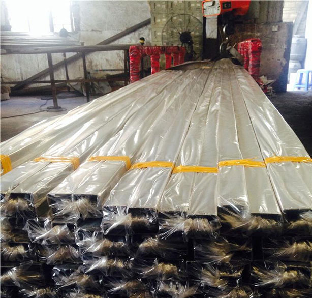 Square 1045 Galvanized Steel Pipe 16m Length BS1387 BS EN39 Standard