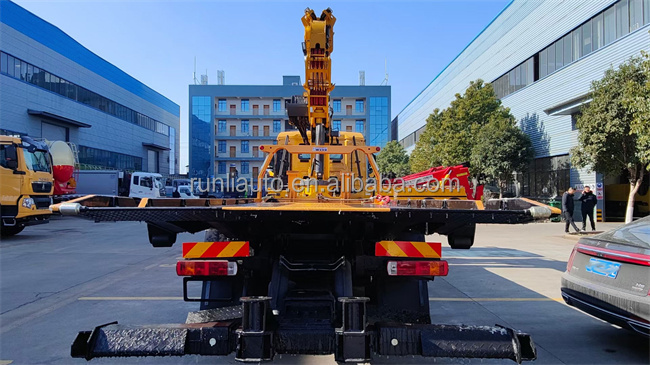 Large Diesel Fuel Type Transport Car Carrier Truck With Crane 10ton Flatbed Tow Truck