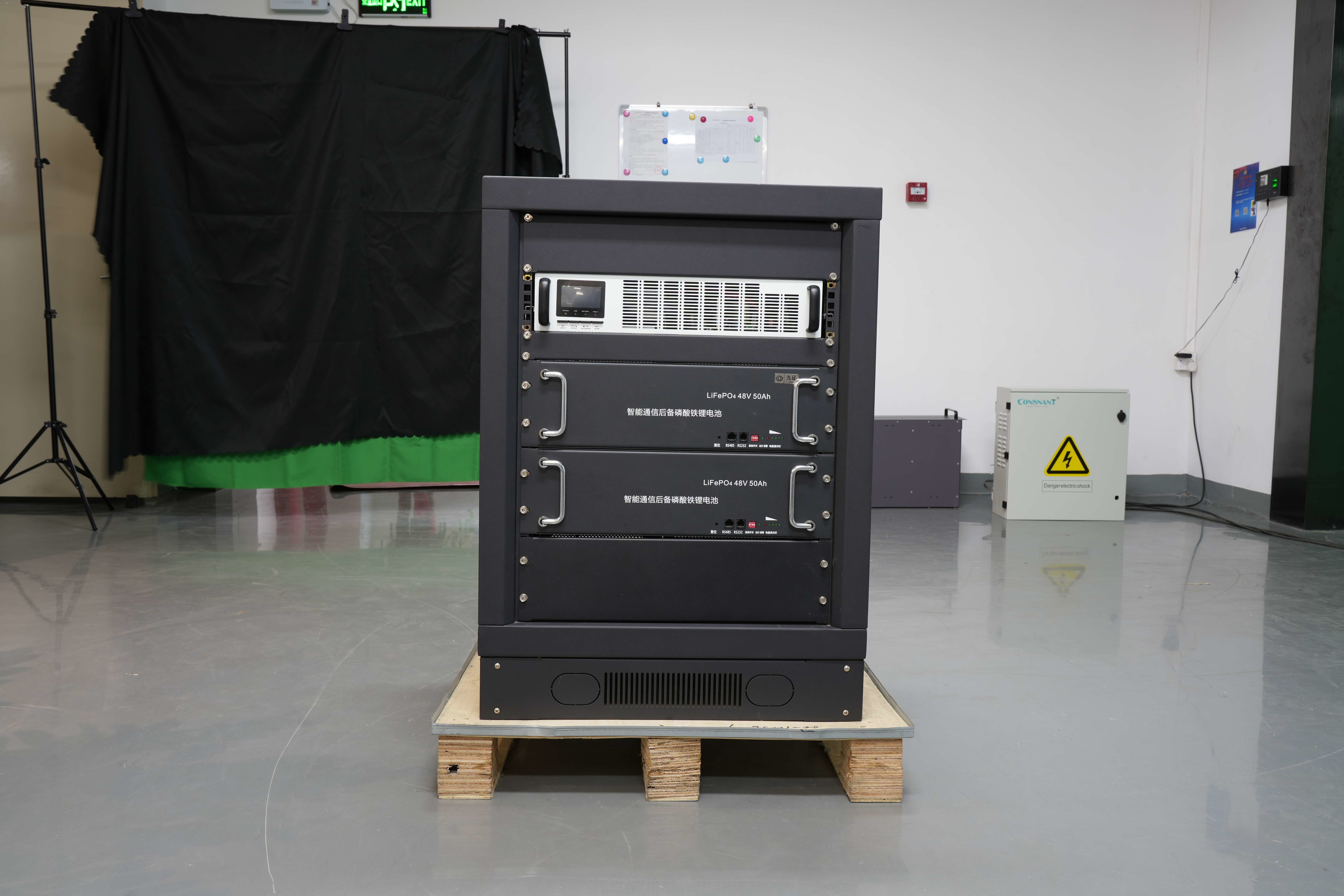 Online 200KVA Modular Low Frequency UPS 3 Phases Uninterruptible Power Supply