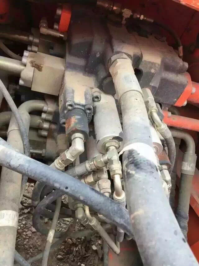 151KW Used Doosan DX300LC Crawler Excavator 1.27m3 Bucket Capacity