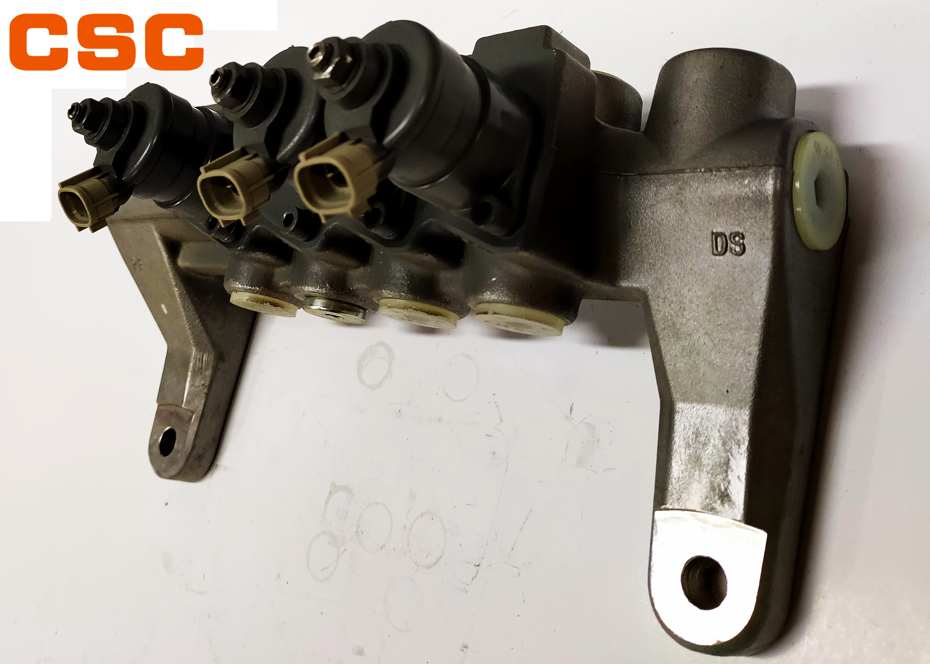 ZAX 200 Excavator Solenoid Valve Assy parts 4400477 4484903 9218274 9225626