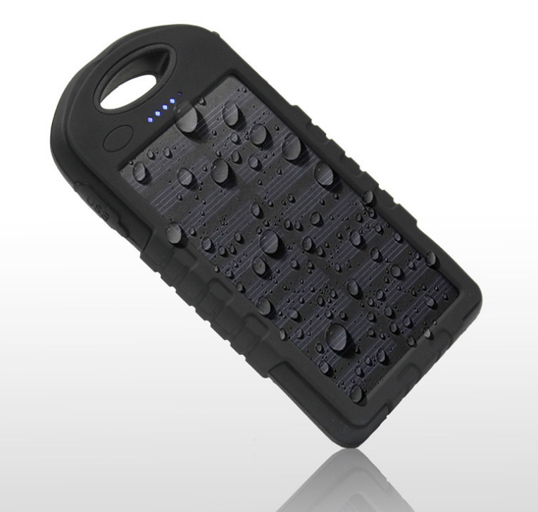 Plastic FCC 5V2.1A 20000mAh Camping Solar Power Bank