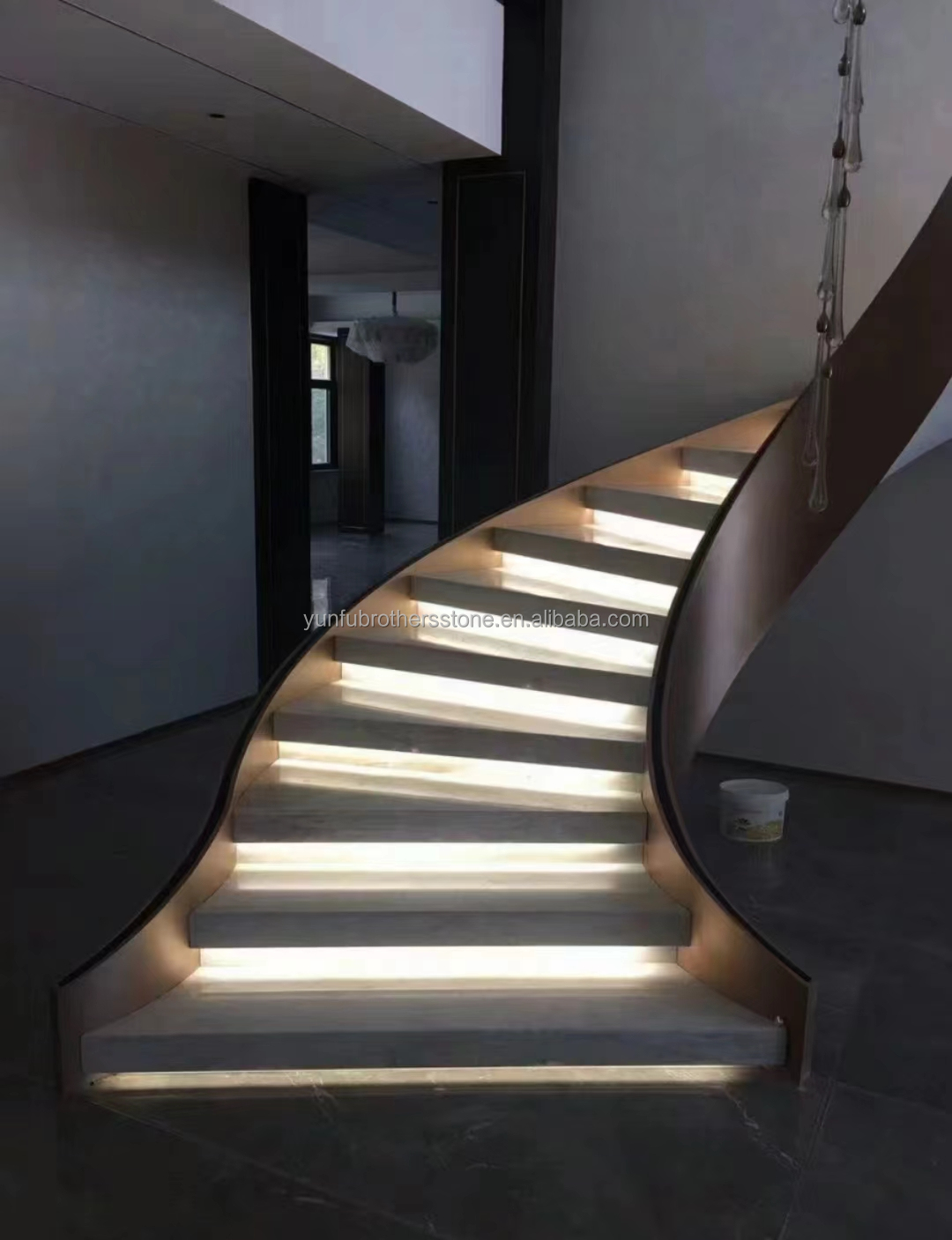 Hotel Indoor Marble Staircase with Modern Spiral Curved Design and Cut-to-Size Option