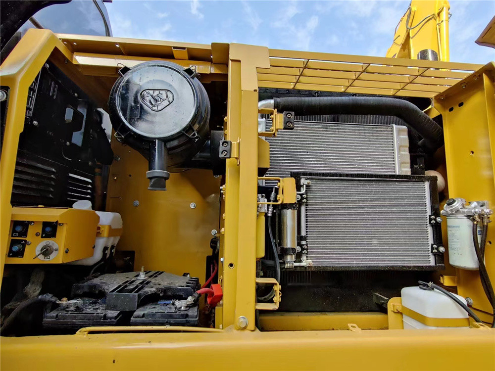 Crawler Type Second Hand CAT Excavators In Good Condition Original From Japan