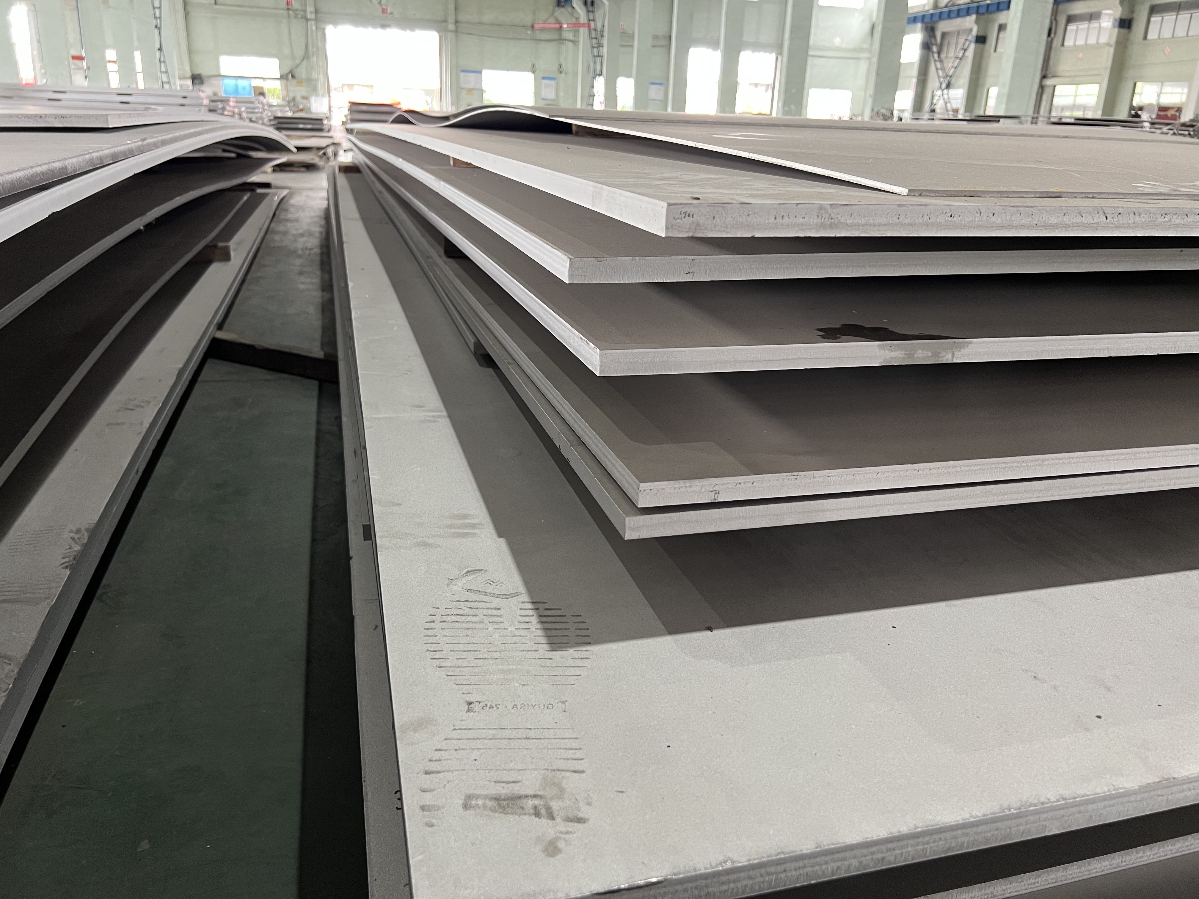Hot Rolled S31603 316L Stainless Steel Plate NO.1 Surface With Laser Cutting25*1500*6000mm