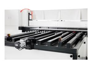 China High Efficiency PLC Control Aluminum Plate Saw Machine Energy Saving wholesale