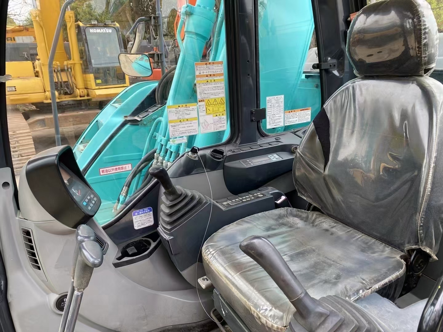2019 Original Hydraulic Pump Kobelco sk125SR Excavator Crawler Chain with Long Lifespan
