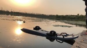 China Composite electric surfboard with the battery capacity 72V 30A wholesale