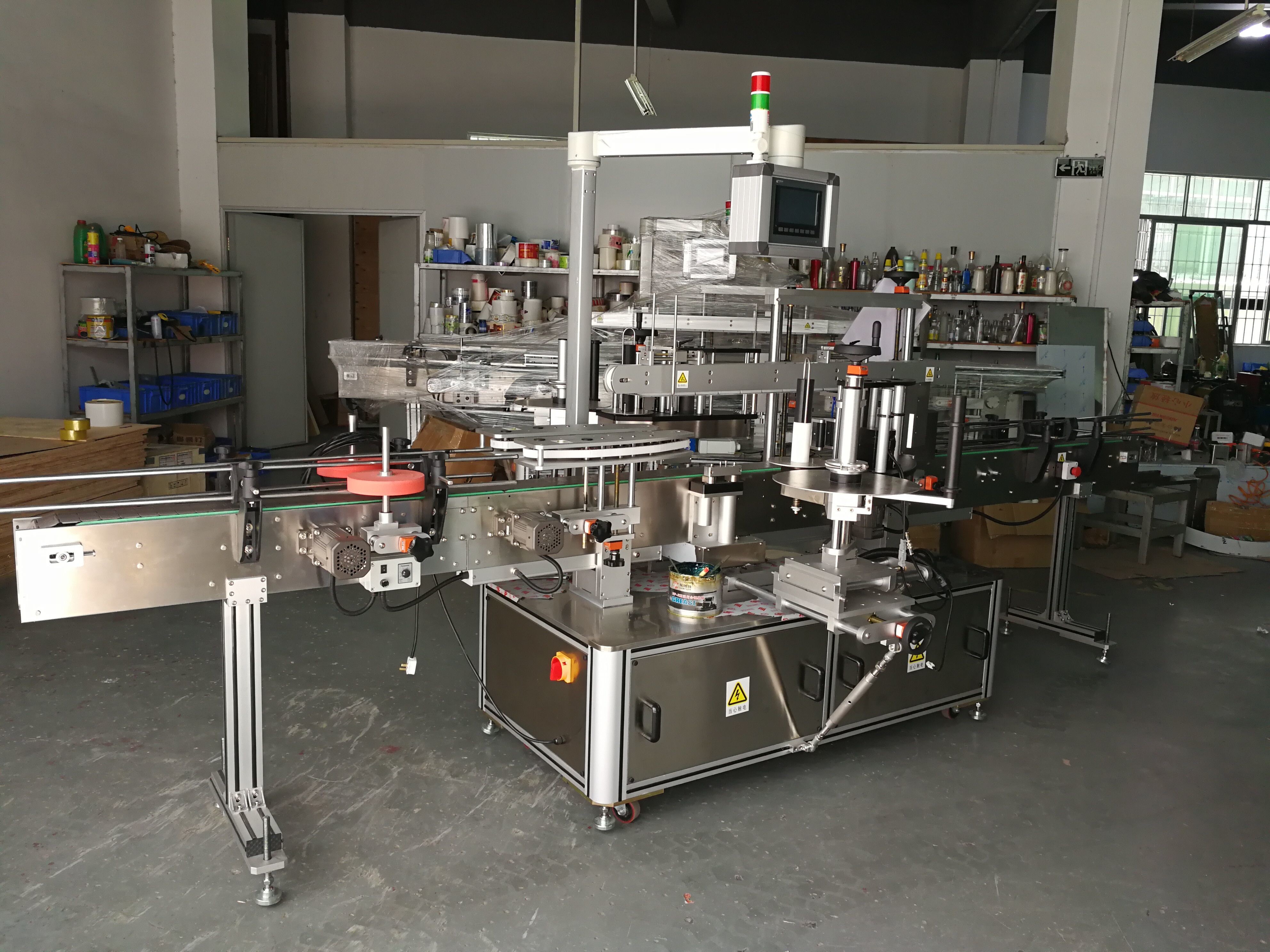 Shampoo Flat Bottle Labeling Machine , self-adhesive labeling machine front and back