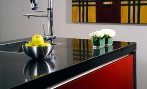 China Artificial Stone Slab Countertop Black Galaxy Quartz Stone Kitchen Countertop SGS Approved wholesale