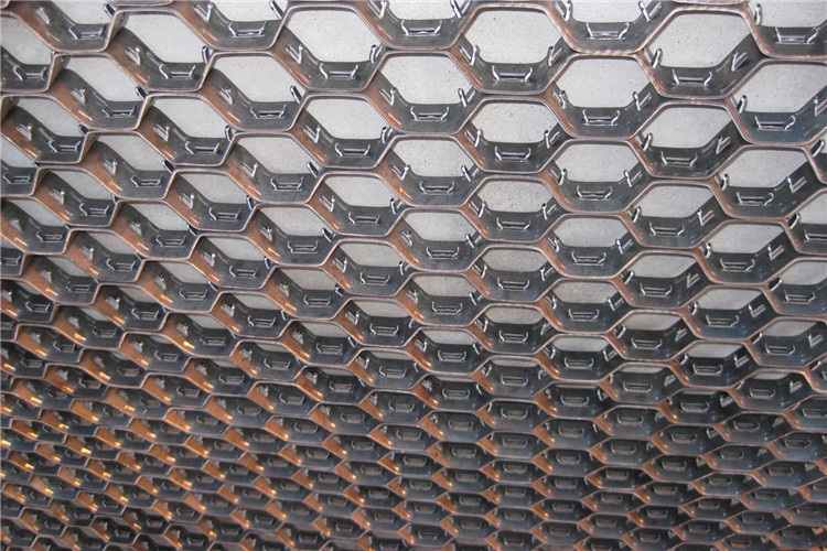 50X50mm Low Carbon Steel Metal Hex Mesh And Anchor Lining