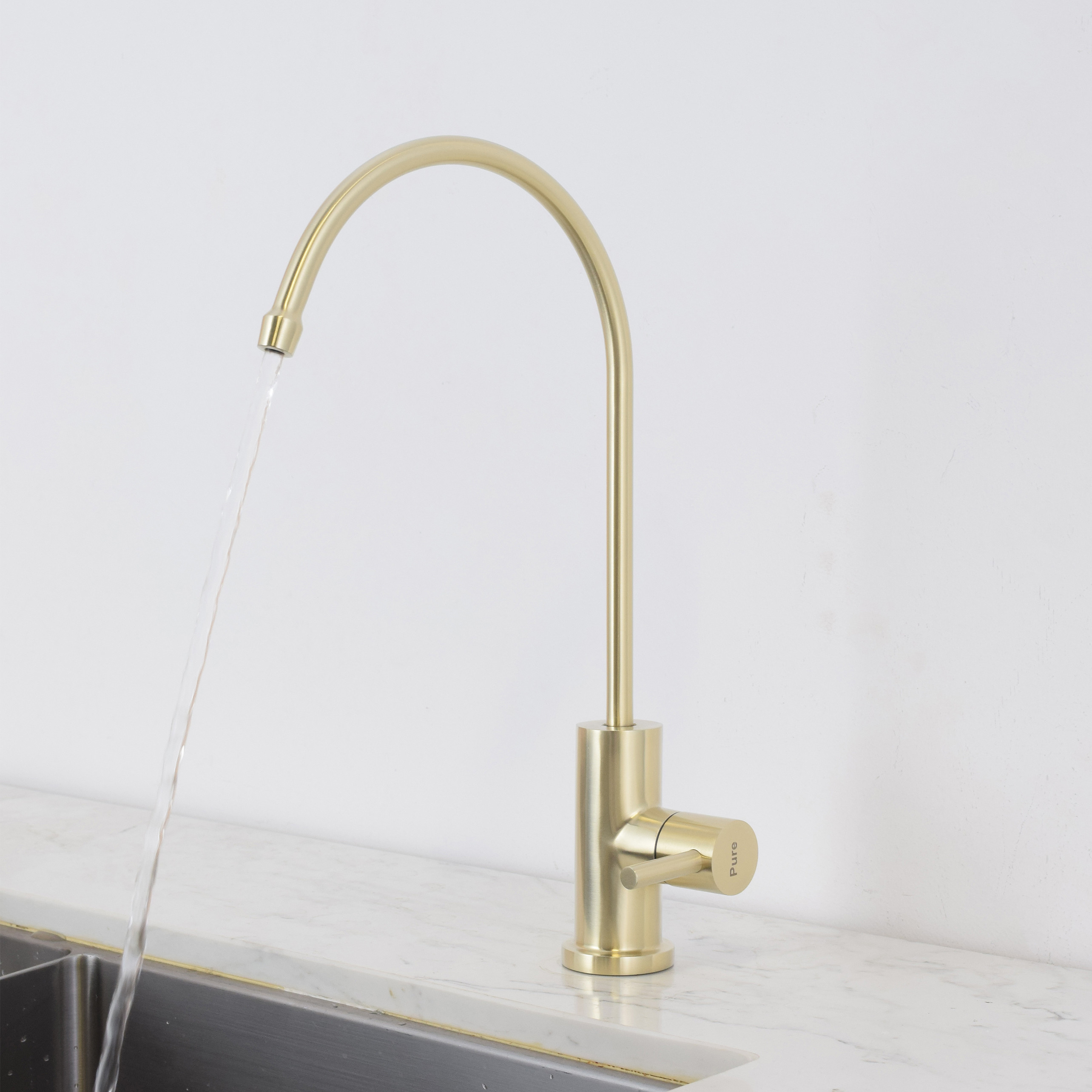 Stainless Steel Gold Finished CUPC Faucet - High Quality & Durable Kitchen & Bathroom Faucet