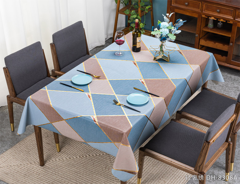 120 Inch Round Christmas PVC Tablecloth Oilproof and Stain Resistant for Square Table