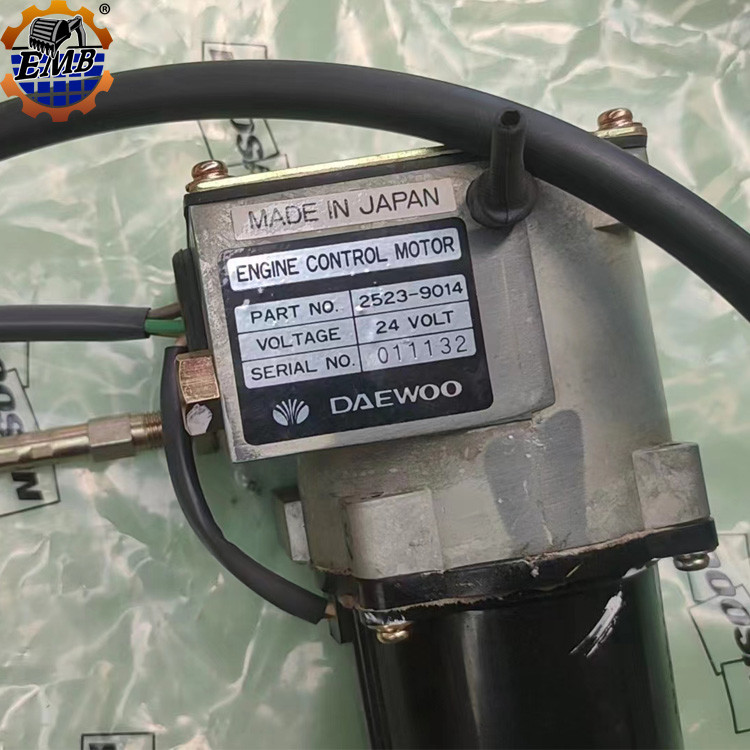 2523-9014 Stepper Motor DH220-5 Excavator Parts Engine Throttle Motor 523-00006