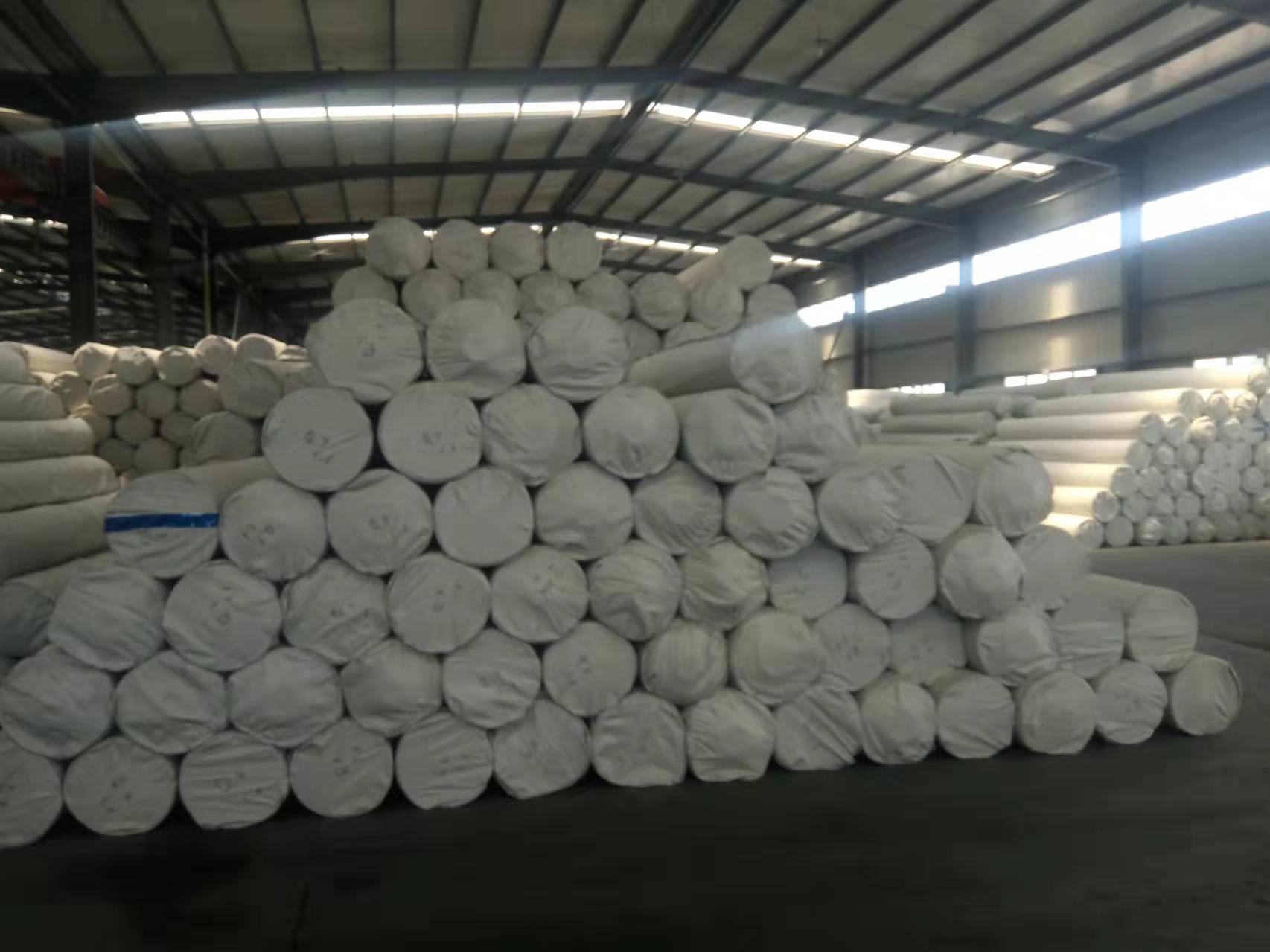 Non Woven Geotextiles for Drainage in Reservoirs and Mines Industrial Design Style
