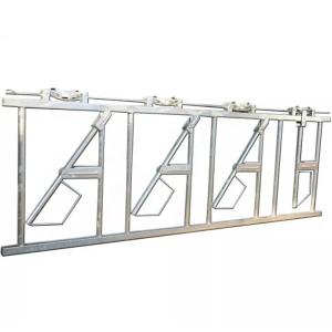 China Bend Pipe Dairy Cow Headlocks Hot Dipped For Pig Farming Livestock Feeding wholesale