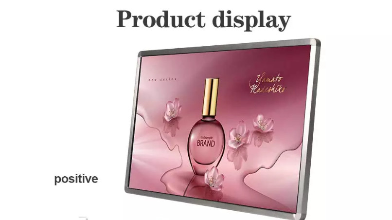 Public Places Indoor Digital Signage , Wall Mount LCD Display With CMS Software