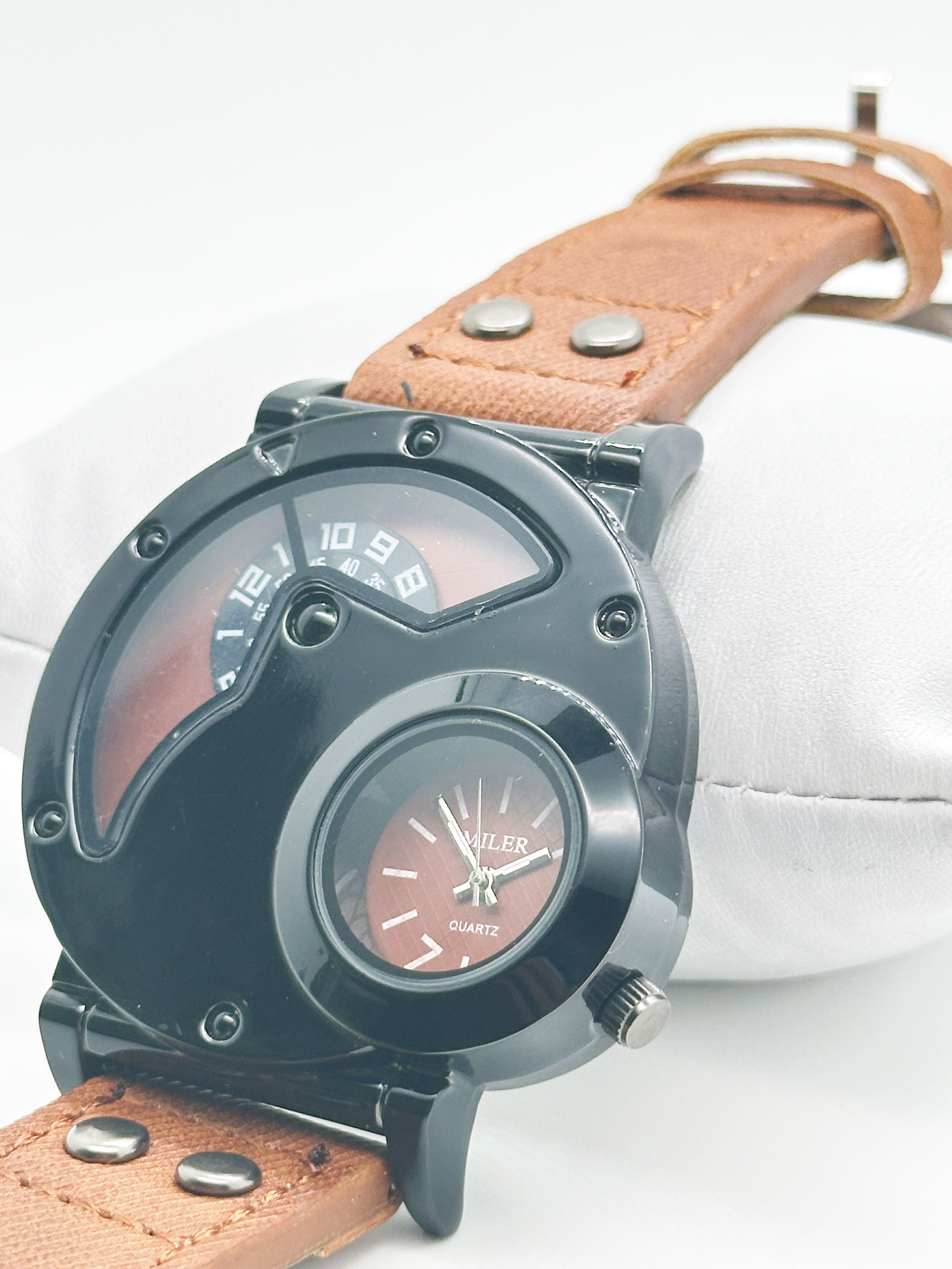 Precise Men Quartz Wrist Watch Double Movement With Denim Strap