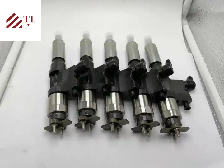095000-5470 095000-5473 095000-5474 DENSO Fuel Injector For ISUZU 4HK1 6HK1 4D5C NPR FVR