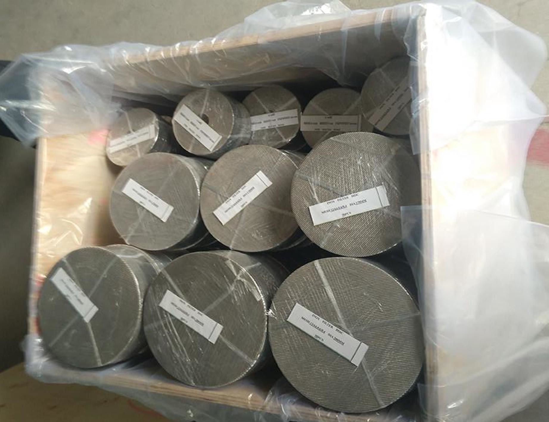 Silver Filter Disc 304 Stainless Steel Wire Mesh Products Bare Edge Hemming