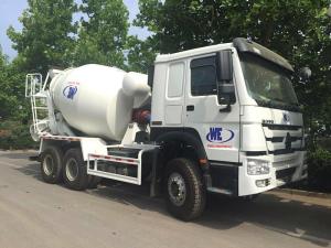 China Safety Multi Color Ready Mix Concrete Truck With Euro II Diesel Engine on sale