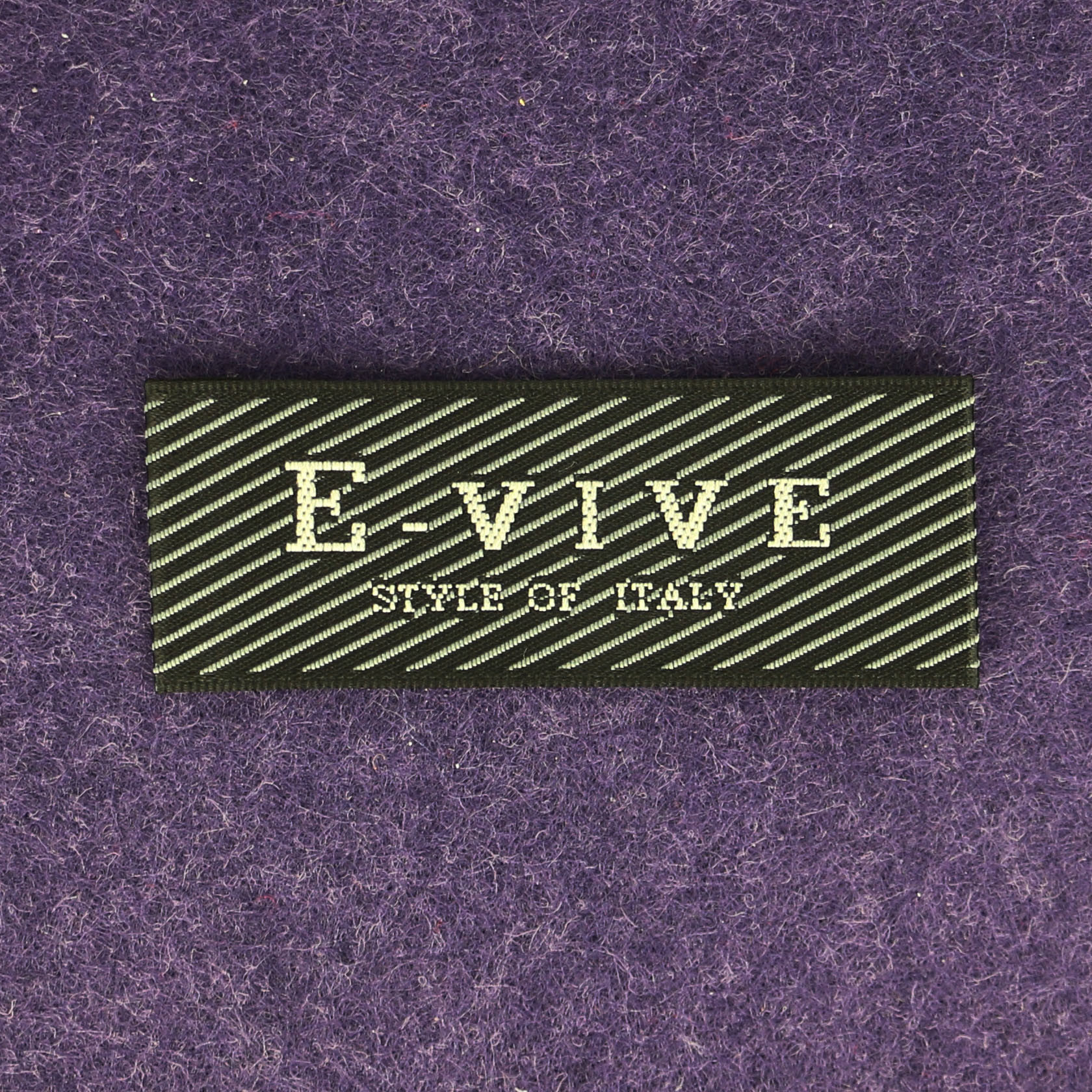 End Fold Woven Sew On Clothing Labels For Garment Heat Cut Neck Tag