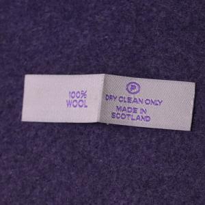 China Center Fold Custom Clothing Labels Neck Iron On Name Labels wholesale