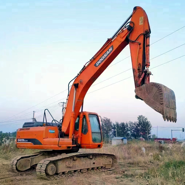 21800 KG Operating Weight Used Doosan Crawler Excavator 90% Doosan DH225 Anhui DX225