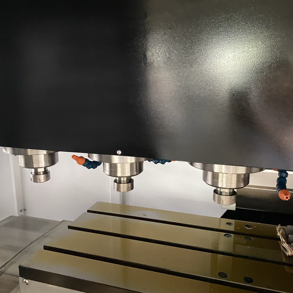 High Speed CNC Engraving And Milling Machine For Cast Parts Surface