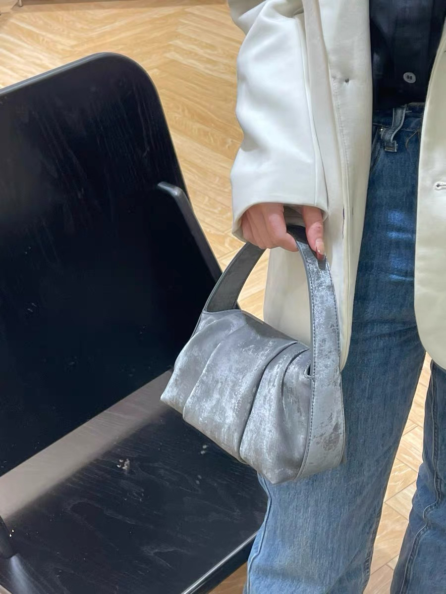 Custom Satin Cowhide Genuine Leather Shoulder Crossbody Bags for Women's Clouds Folds