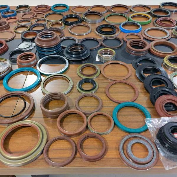 Genuine Toyota Tacoma 2015-2021 Rear Differential Pinion Seal 90311-T0065 OEM