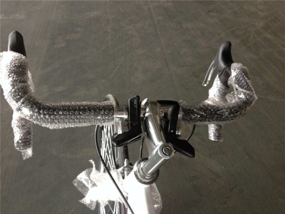 Aluminum Frame Hard Frame Fitness Racing Bicycle for Men Road Bike 700c OEM Customize