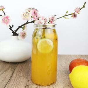 China 650ml Tea Clear Round Plastic Container Bottles With Snap Lids wholesale