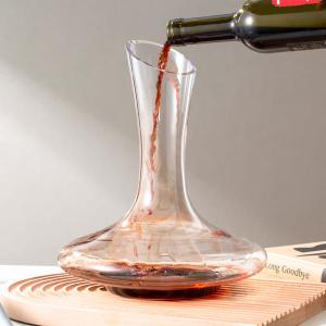 China 1800ml Crystal Wine Decanter Carafe 64 Oz Hand Blown Glass Wine Decanter Lead Free wholesale