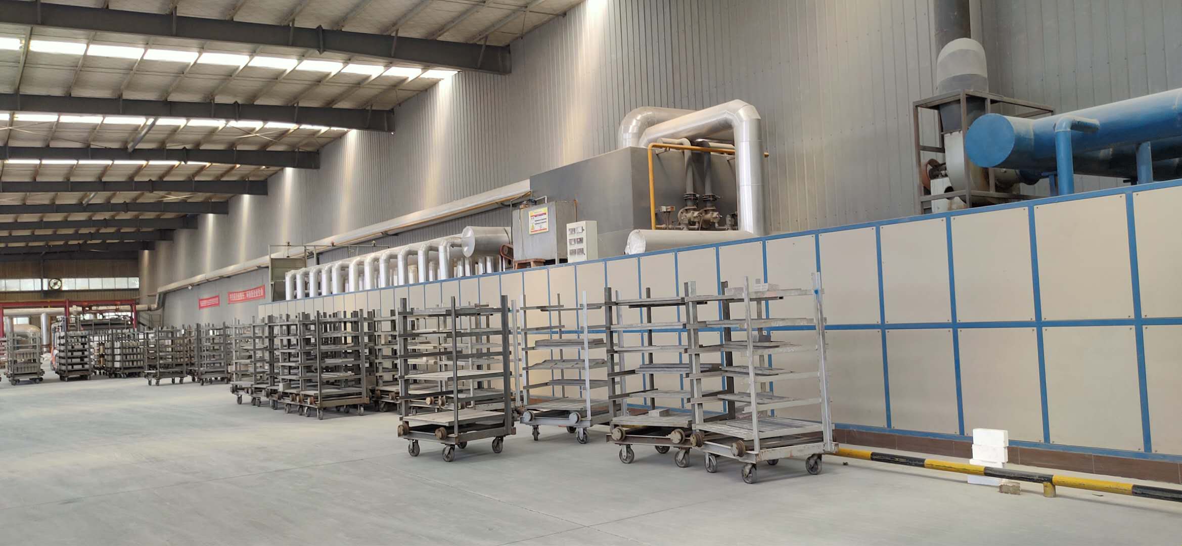 Direct Bond / Semi-Rebonded / Rebonded Magnesia Chrome Bricks For Smelting Copper / Aluminum / Lead / Platinum Superior Durability