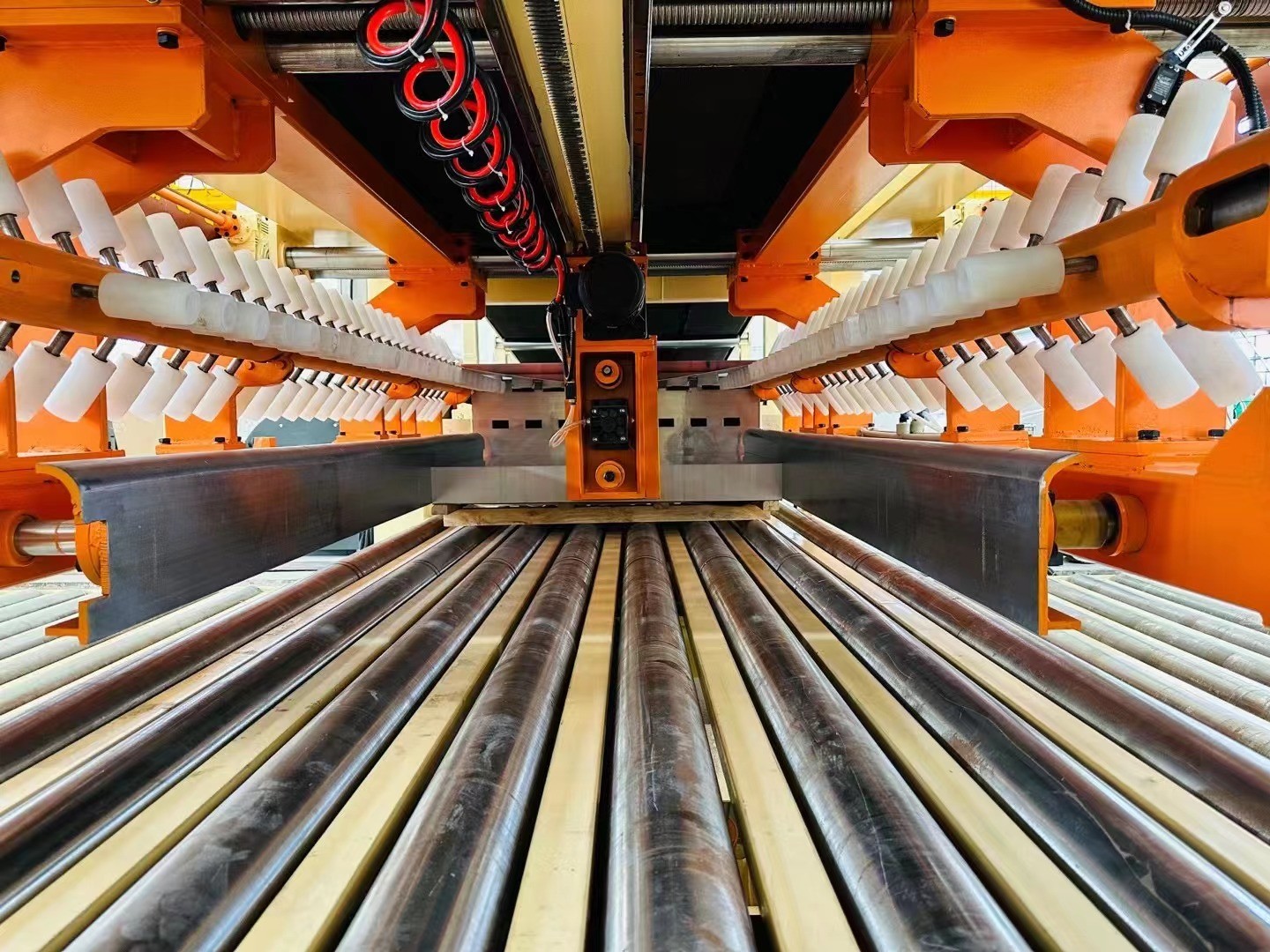 200 Series Stainless Steel Sheet Metal With GB Standard And 8K Surface Finish