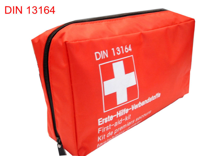 Hot Sale DIN 13164 First Aid Kit Factory OEM Car First Aid Kit Emergency Kit Red Green First Aid Kit