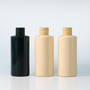 China 300ml 500ml PET Bottles Cosmetic Body Wash Bottle For Skincare Necessities wholesale
