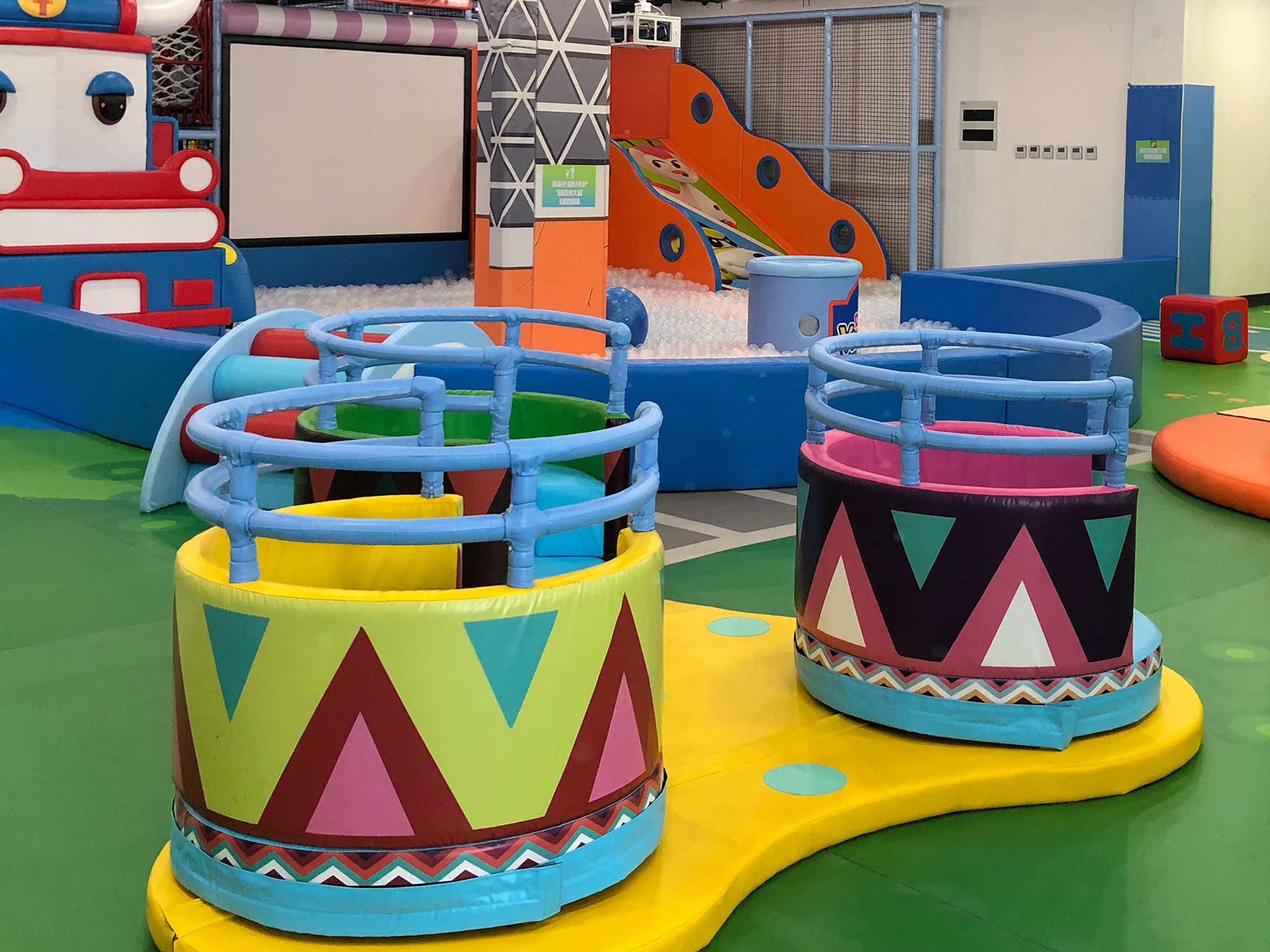No Power Playground Revolving Rides , 360 Degrees Circle Merry Go Round Ride