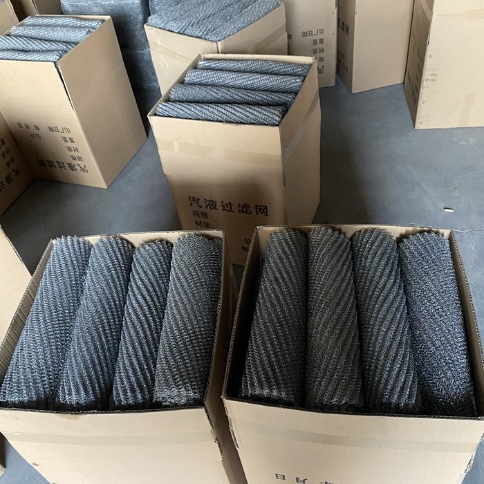 Durable 316L Stainless Steel Knitted Wire Mesh Flattened And Ginning