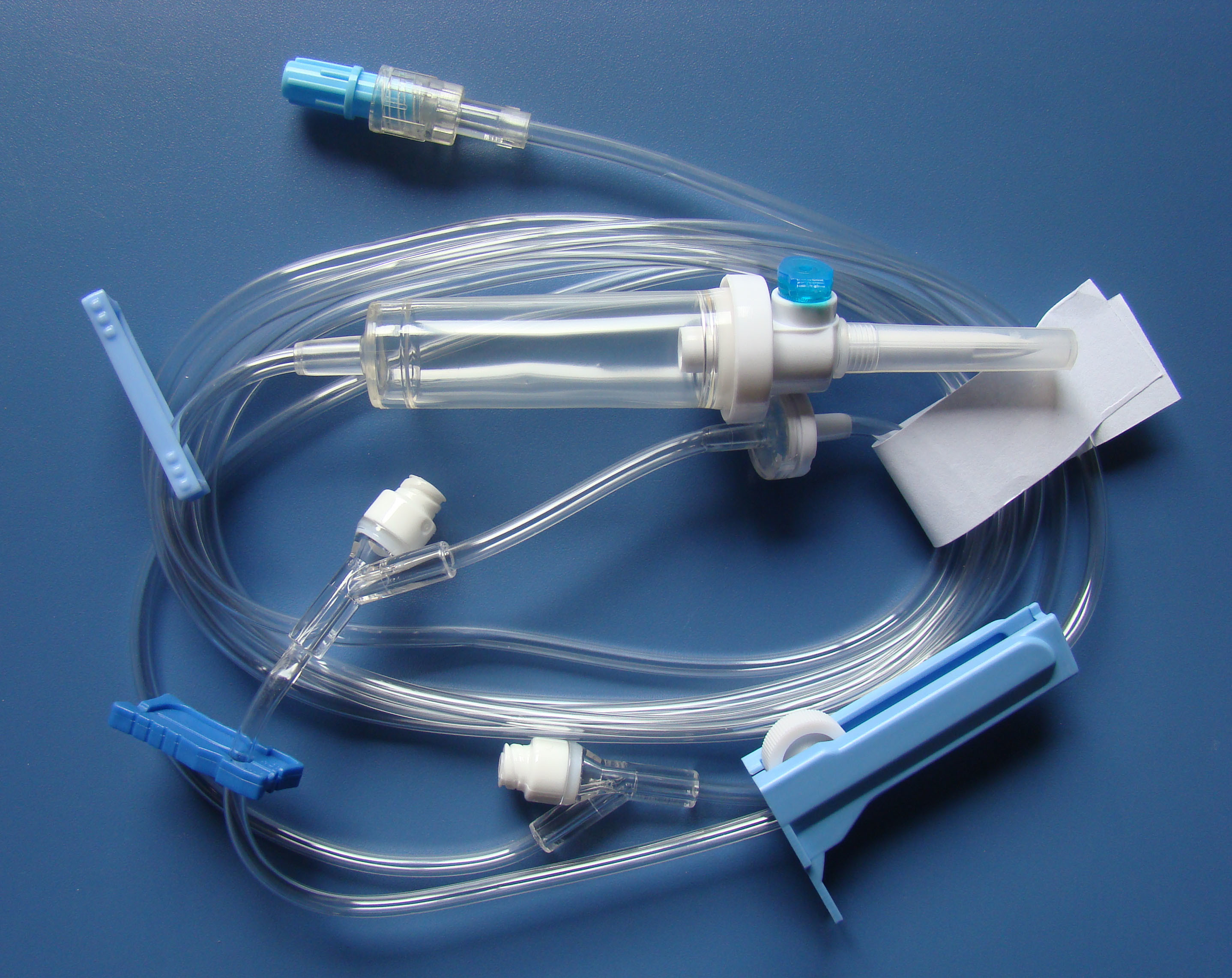 5um Disposable Infusion Set IV Set With Luer Lock Or Luer Slip Connector Tube Clamp Available