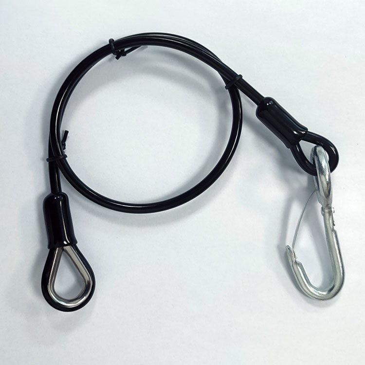 Nylon Coated Colorful 4mm Stainless Steel Wire Rope With Eyelets And Safety Hook