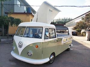 China Affordable Customized Food Truck Mobile Bar Catering Truck Coffee Cart Beer Bar CE Certificate wholesale