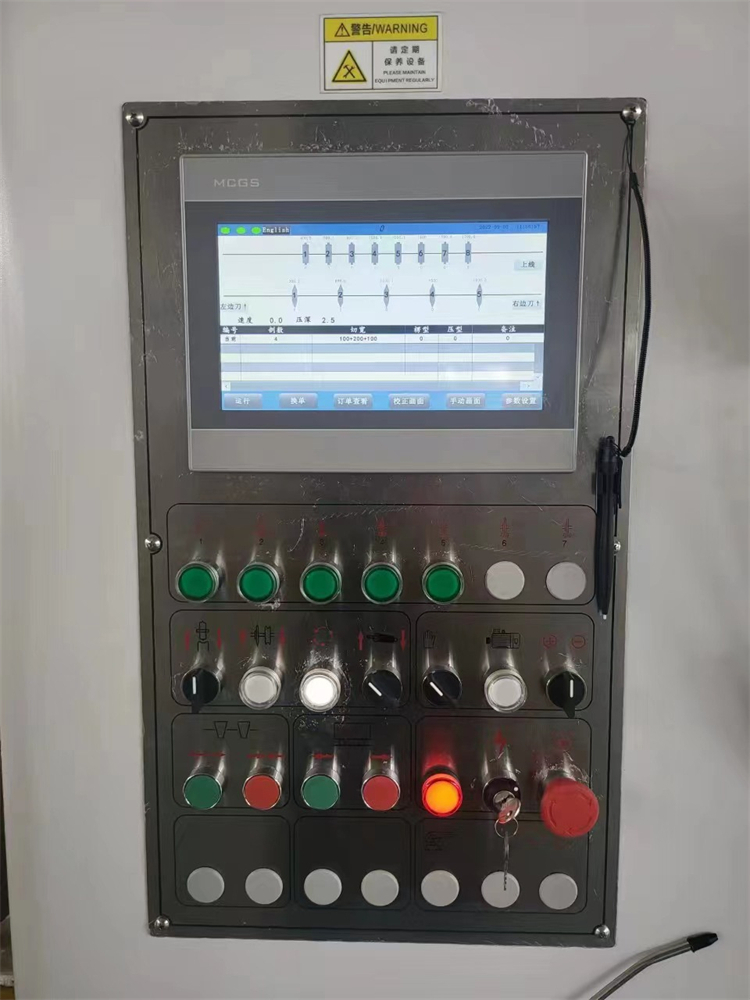 Competitive Semi Automatic Thin Blade Slitter Scorer Machine with and 380V Voltage