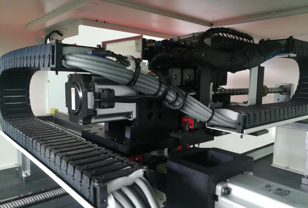 Six Heads High Precision 1570KG LED SMT Pick And Place Machine