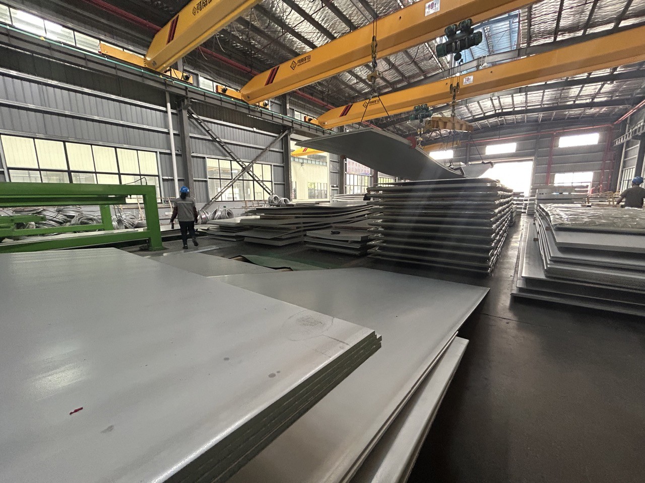 Milling 304 304L Stainless Steel 904l Sheet Astm BA Surface Bending